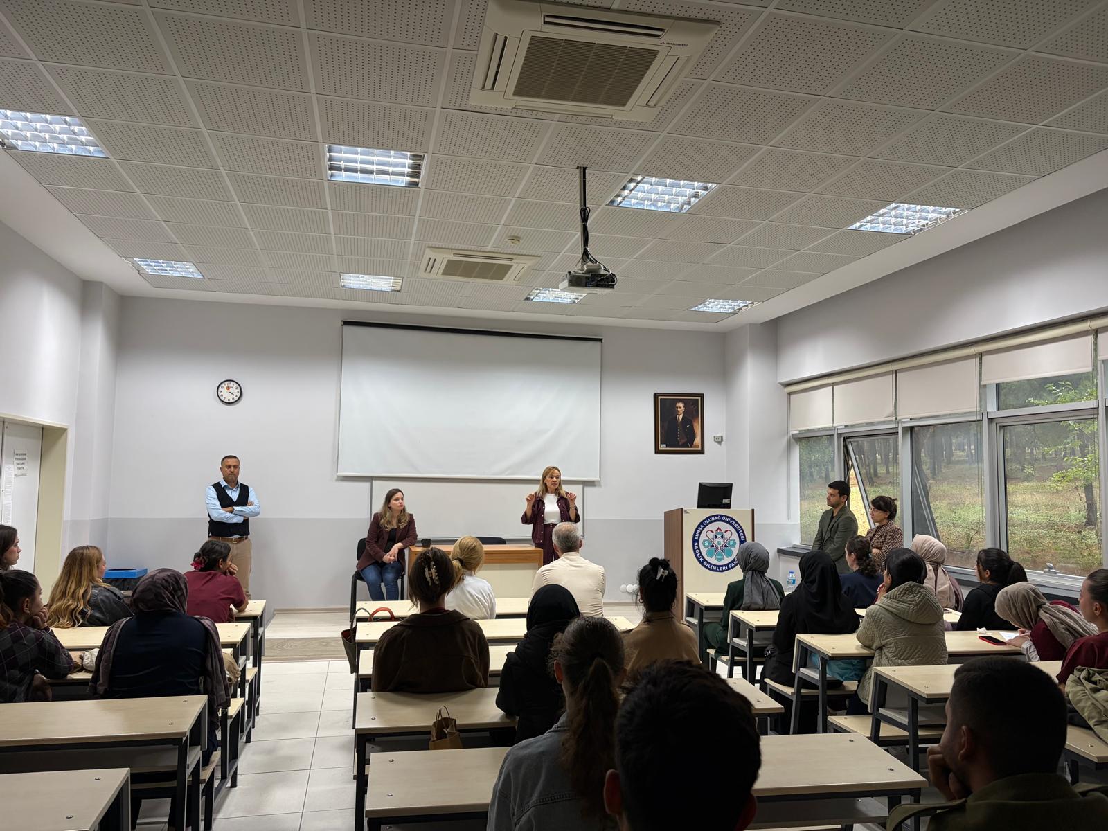 2026-2027 Egitim-Ögretim Yılı FTR Bölümü Dönem 4 Öğrencilerine Klinik Oryantasyon Eğitimi Verildi.